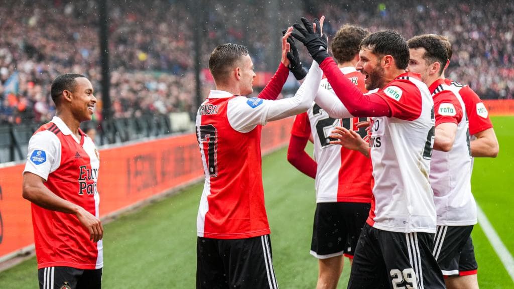 Juichende spelers van Feyenoord.